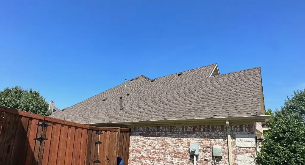 Completed roof replacement project in Mineral Wells